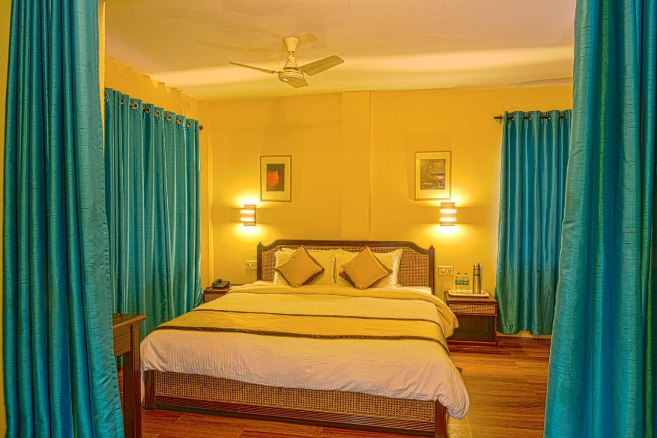 Landmark Hotels غاواهاتي المظهر الخارجي الصورة