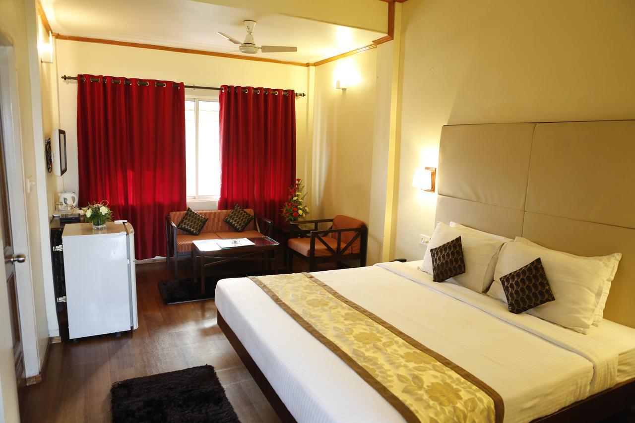 Landmark Hotels غاواهاتي المظهر الخارجي الصورة