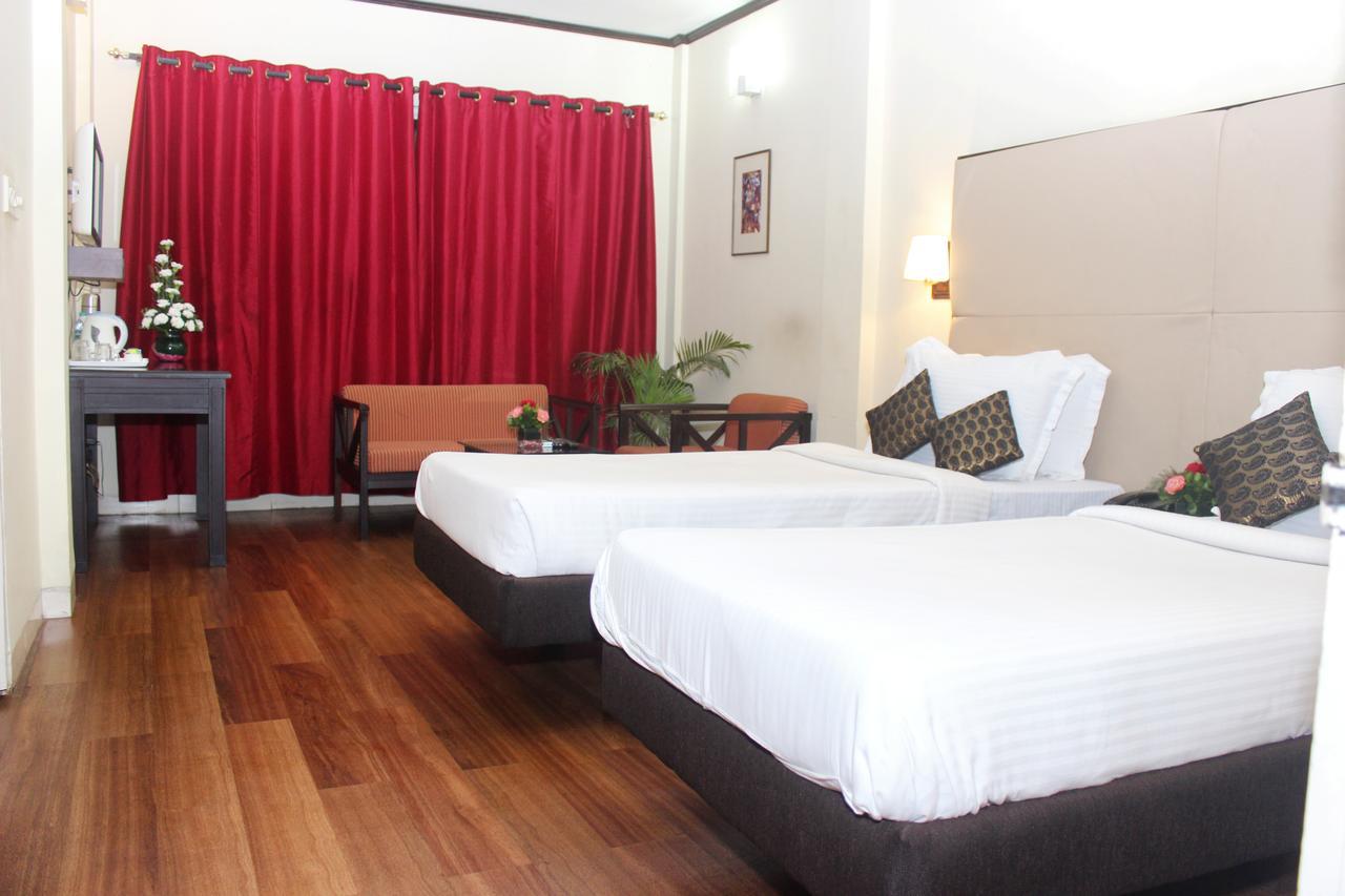 Landmark Hotels غاواهاتي المظهر الخارجي الصورة