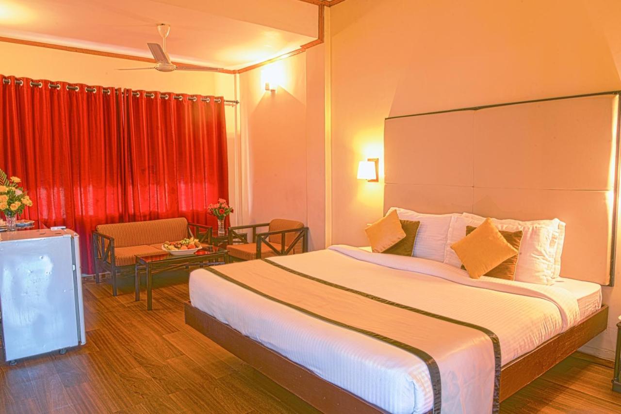 Landmark Hotels غاواهاتي المظهر الخارجي الصورة